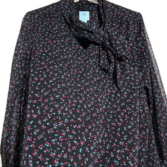 CECE Wistful Blooms Mini Shift Dress - Picture 3 of 13